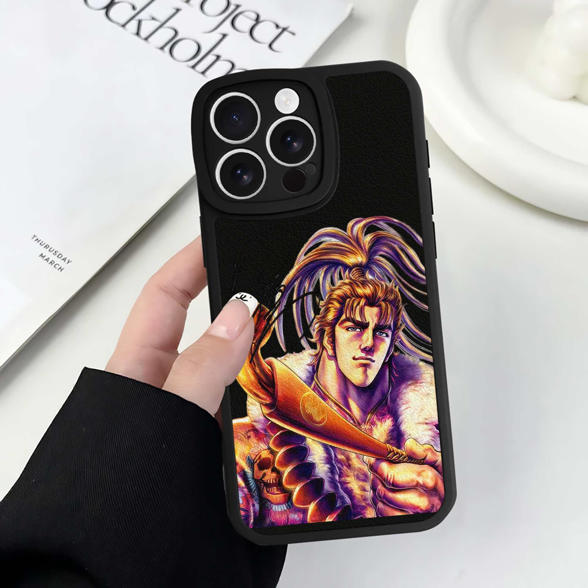 （画像用） 北斗の拳 Fist of the North Star 【iPhone 16シリーズ対応】シリコンスマホケース（レザー調） 材質：シリコン